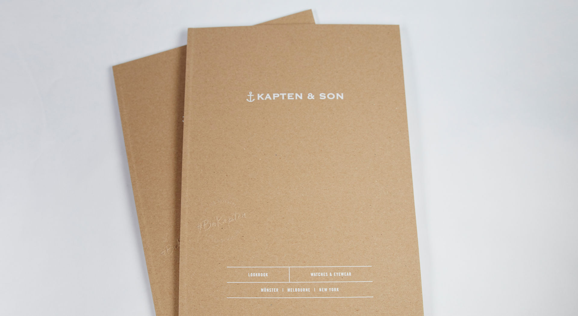 Kapten&Son, Katalog, Klebebindung, Blindprägung